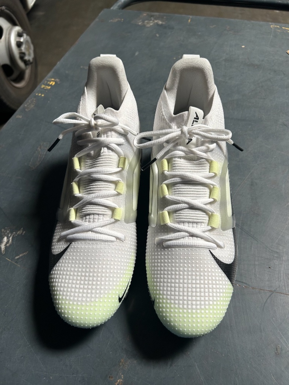 Nike Alpha Menace 4 Elite Football Cleats (NO BOX)